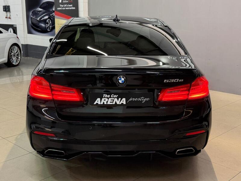 BMW 5 Series view 6