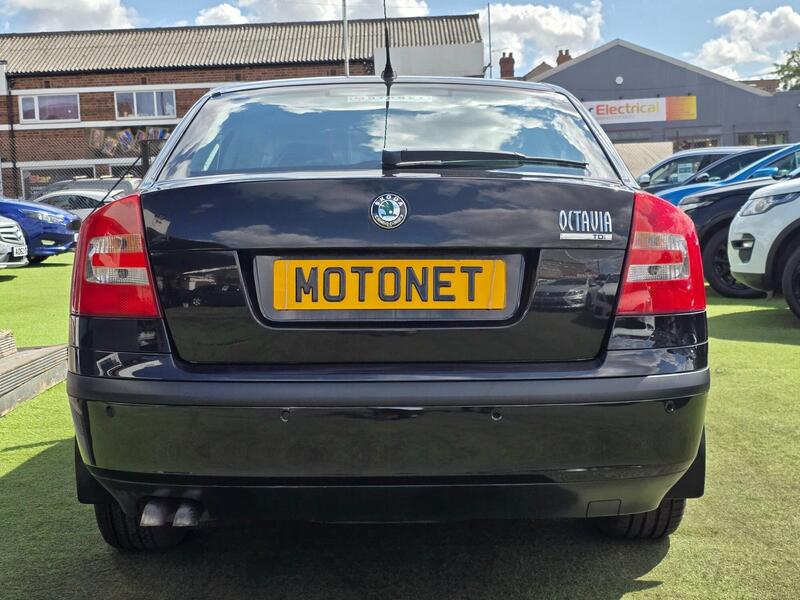 Skoda Octavia view 5