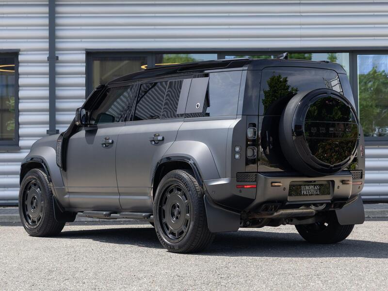 Land Rover Defender view 5