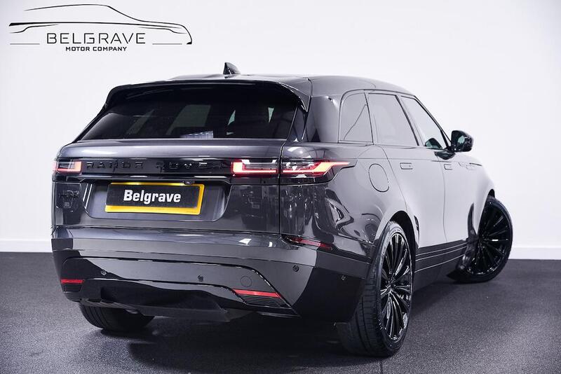Land Rover Range Rover Velar view 3