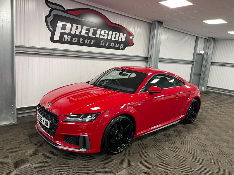 Audi TT view 6