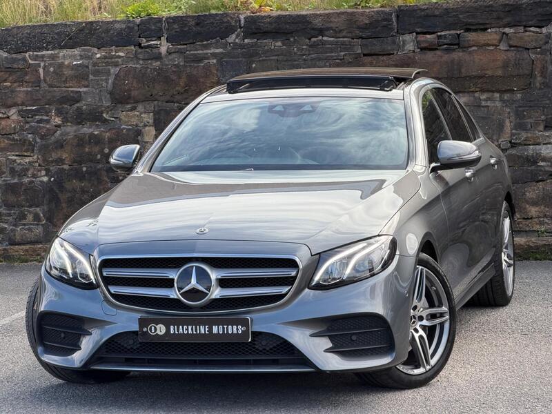 Mercedes-Benz E-Class view 3
