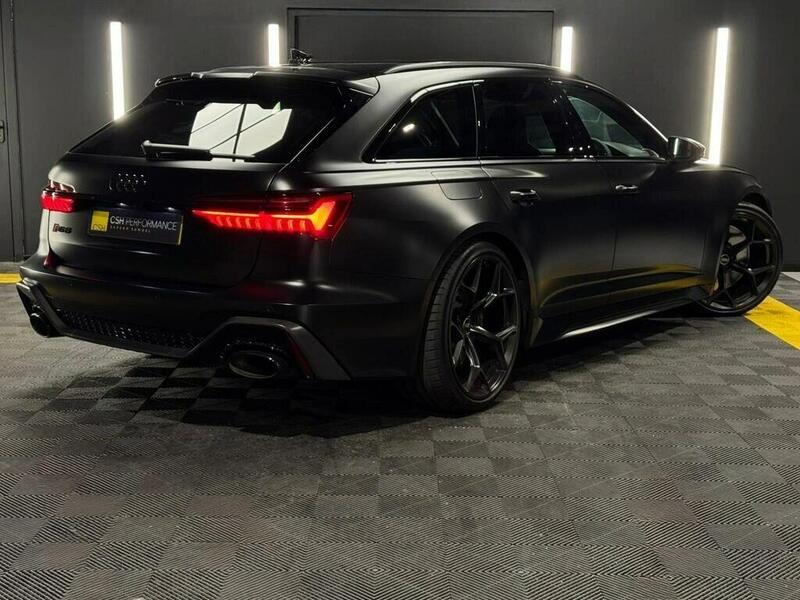 Audi RS6 Avant view 6