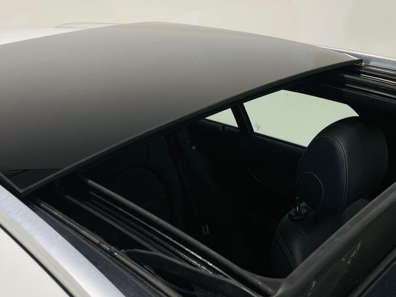 Mercedes-Benz C Class view 2