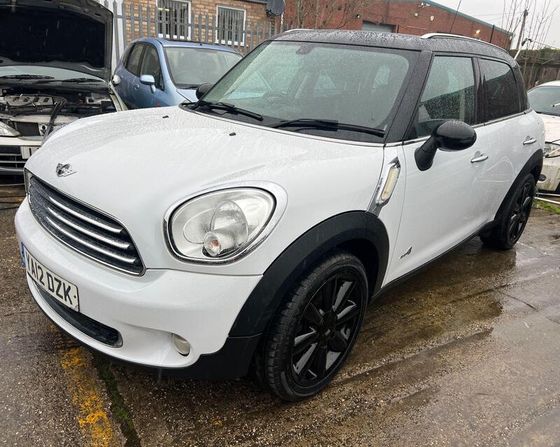 Mini Countryman view 4