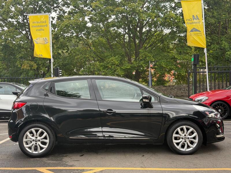 Renault Clio view 3