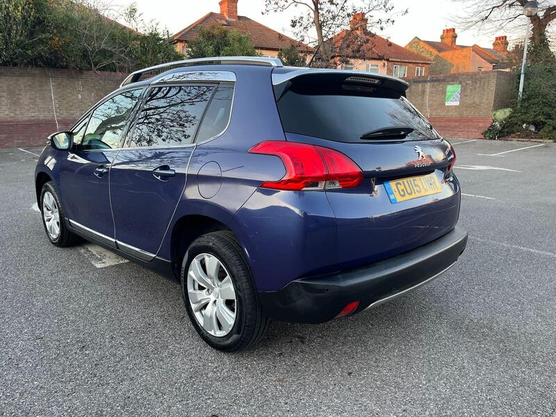 Peugeot 2008 view 5