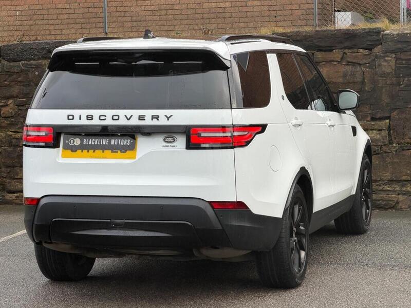 Land Rover Discovery view 7