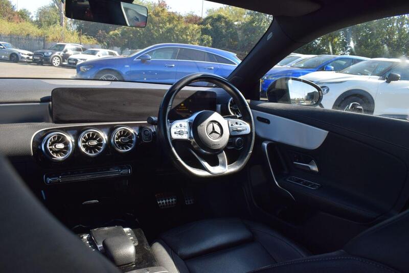 Mercedes-Benz CLA view 3