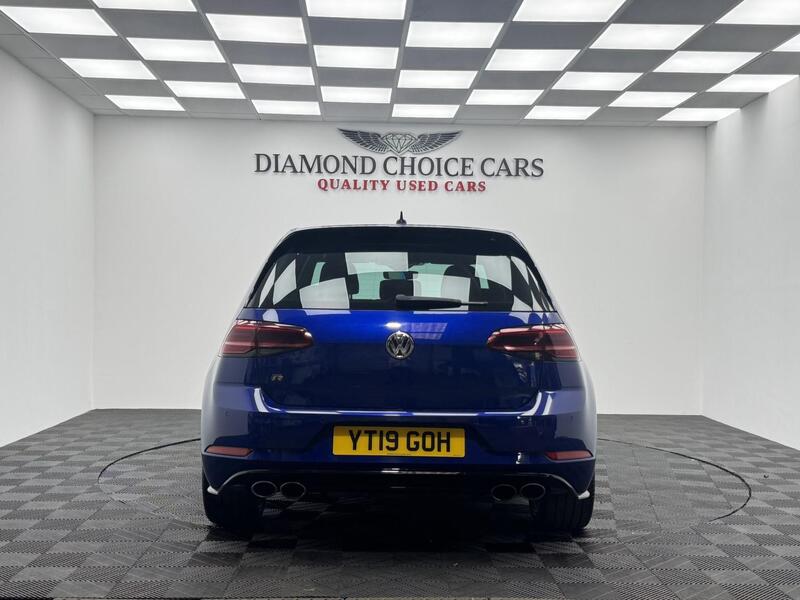 Volkswagen Golf view 5