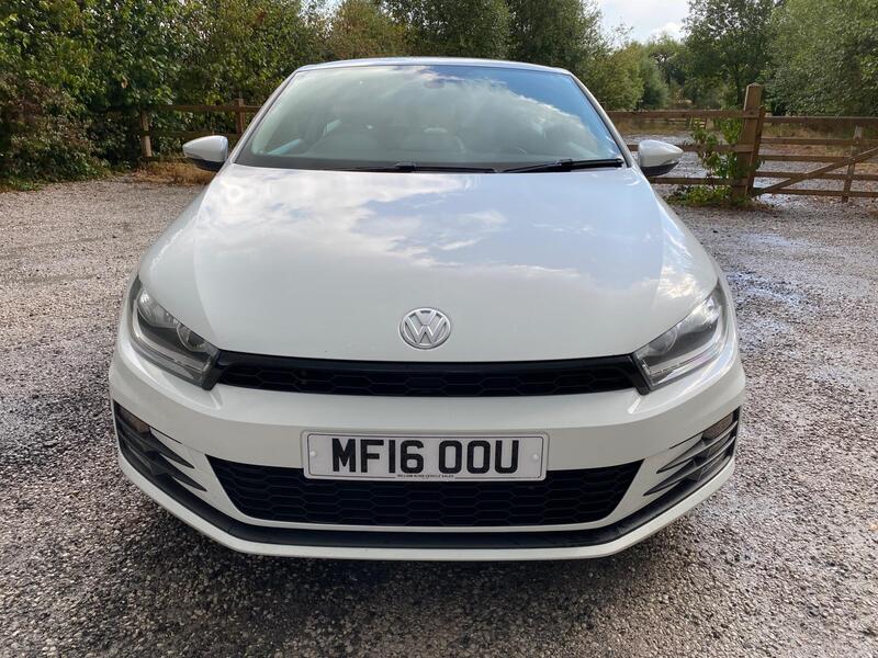 Volkswagen Scirocco view 2