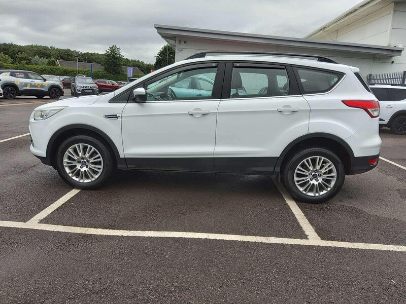 Ford Kuga view 4