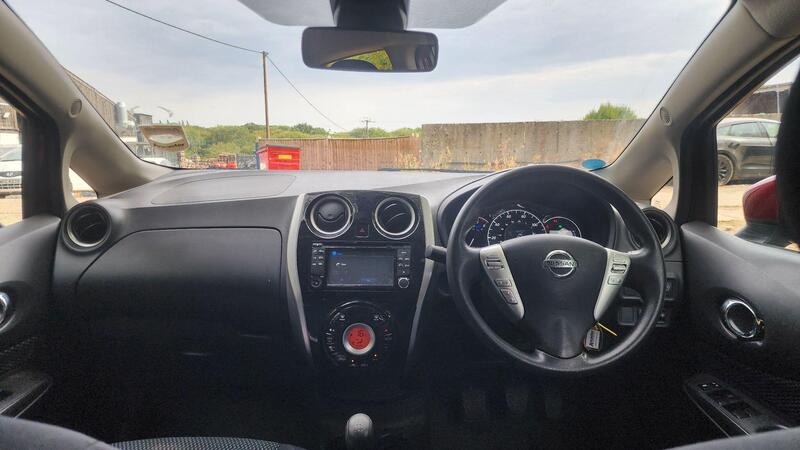2014 Nissan Note — photo 15