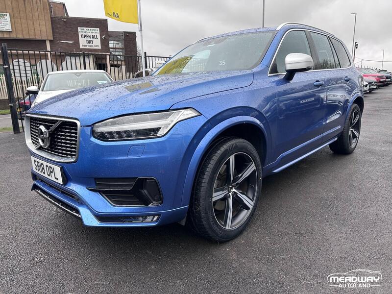 Volvo XC90 view 4