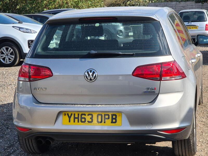 Volkswagen Golf view 6