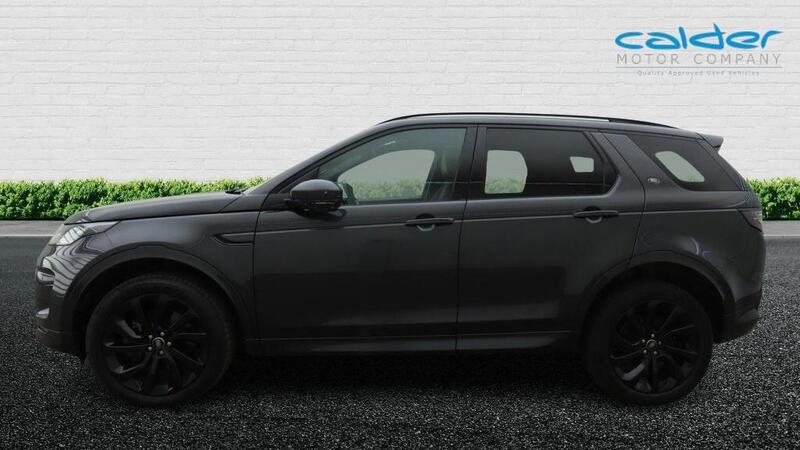 Land Rover Discovery Sport view 4