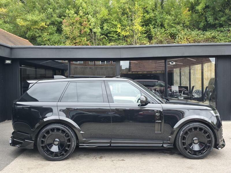 Land Rover Range Rover view 4