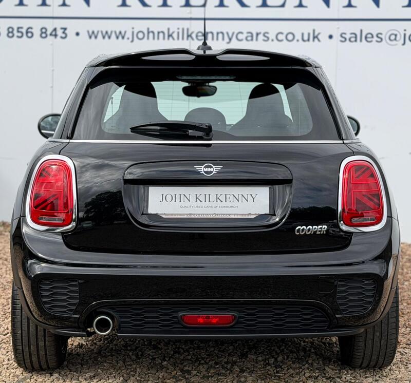 Mini Cooper view 5