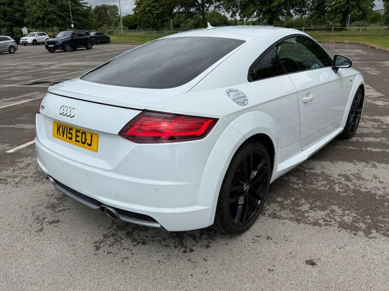 Audi TT view 6