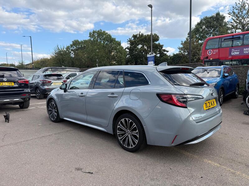 Toyota Corolla view 3