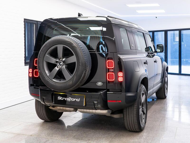 Land Rover Defender view 5
