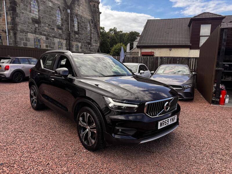 2020 Volvo XC40 in Black for sale