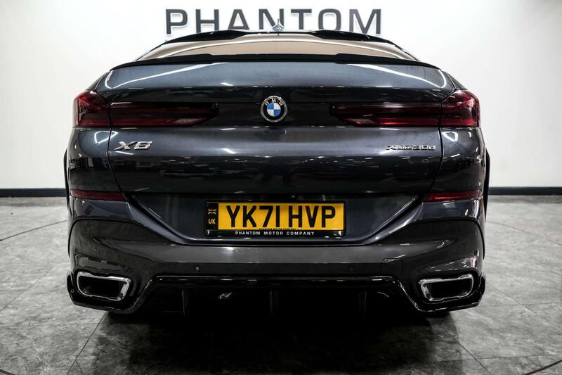 BMW X6 view 5