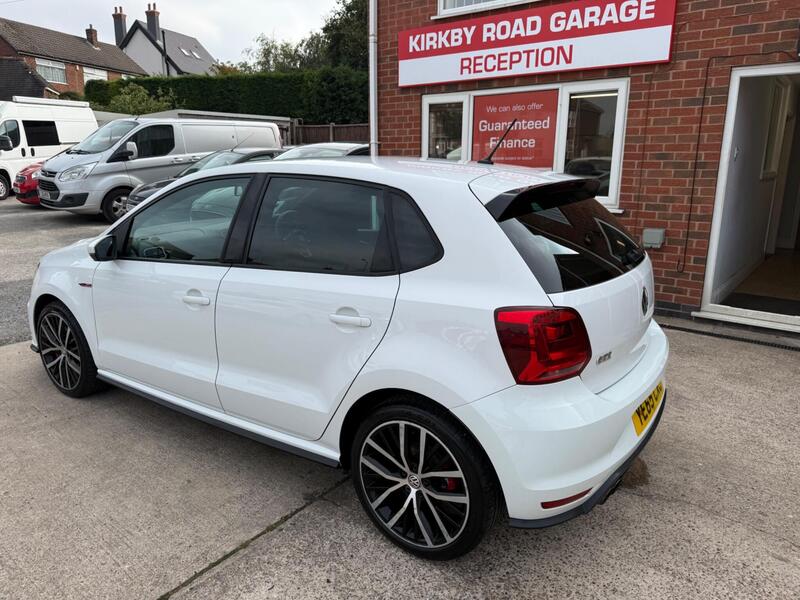Volkswagen Polo view 3