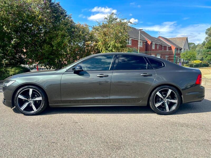 Volvo S90 view 2