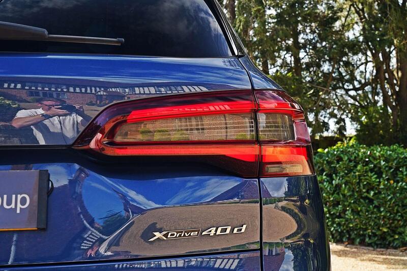 BMW X5 view 5
