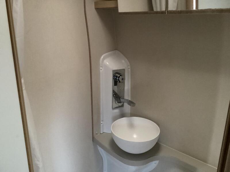 Elddis Autoquest CV40 — image 13