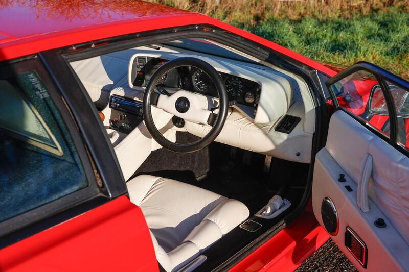 Lotus Esprit view 7