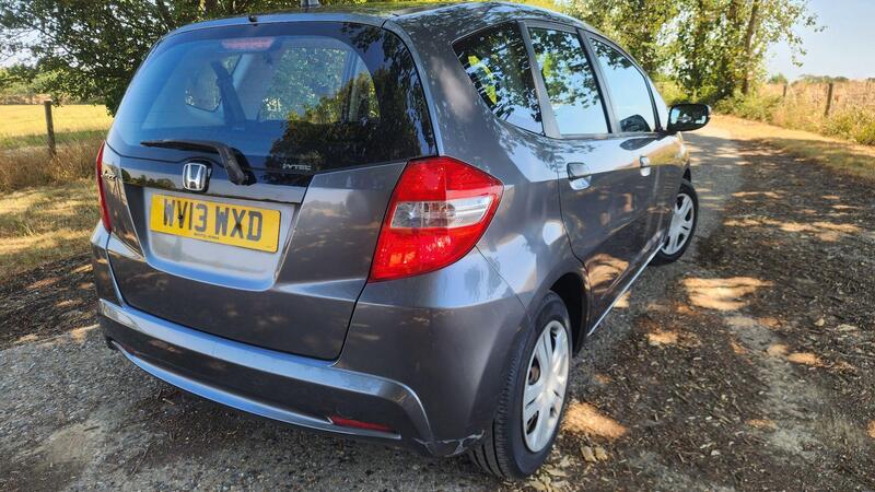 2013 Honda Jazz — photo 12