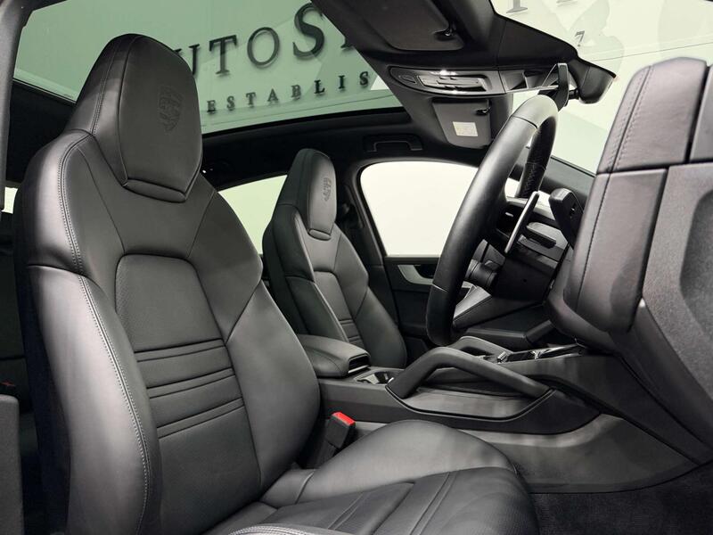 Porsche Cayenne view 2