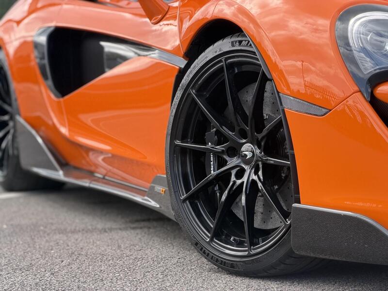 Mclaren 600LT view 4