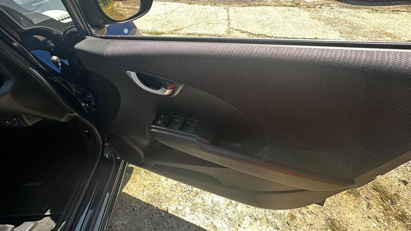 2013 Honda Jazz — photo 25