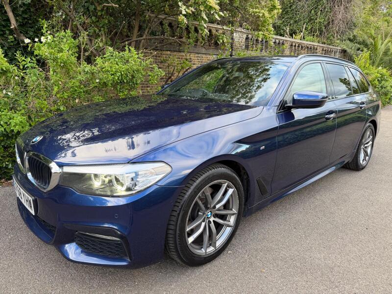 BMW 5 Series view 6