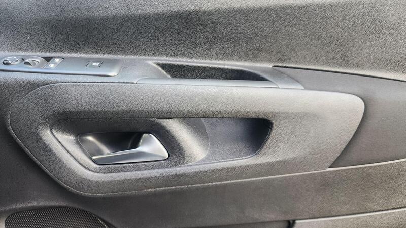 2019 Vauxhall Combo Life — photo 53
