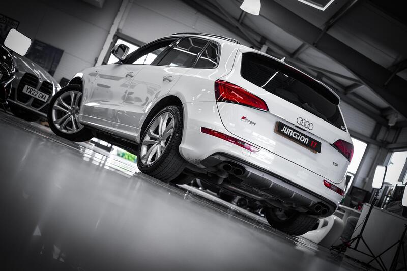 Audi SQ5 view 6