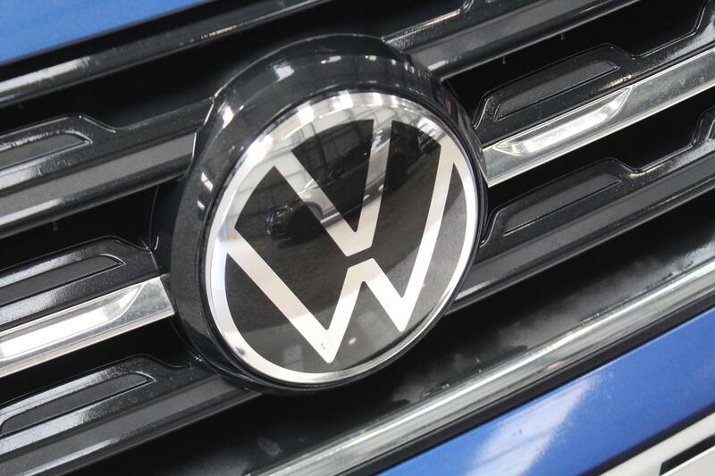 2021 Volkswagen T-Cross in Blue — image 13 of 76