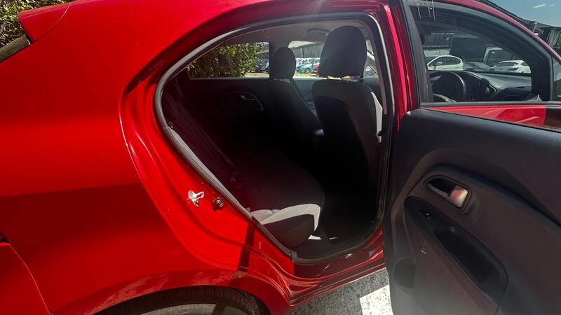 2015 Kia Rio — photo 14