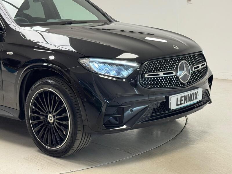Mercedes-Benz GLC view 5