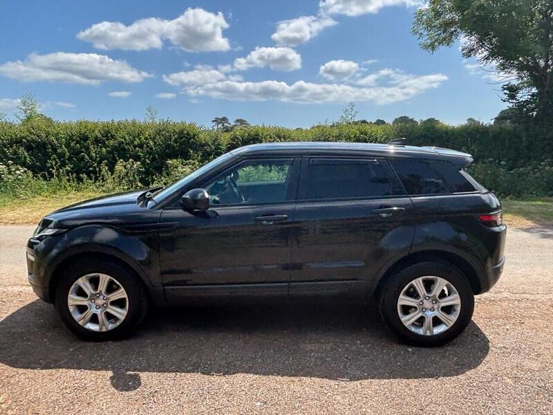 Land Rover Range Rover Evoque view 16
