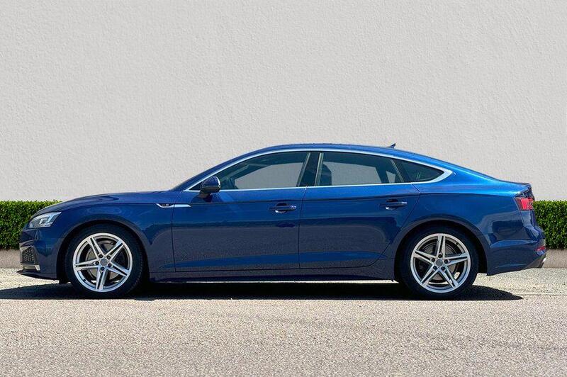 Audi A5 view 4