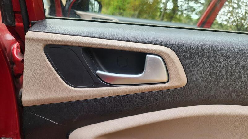 2015 Hyundai i20 — photo 48