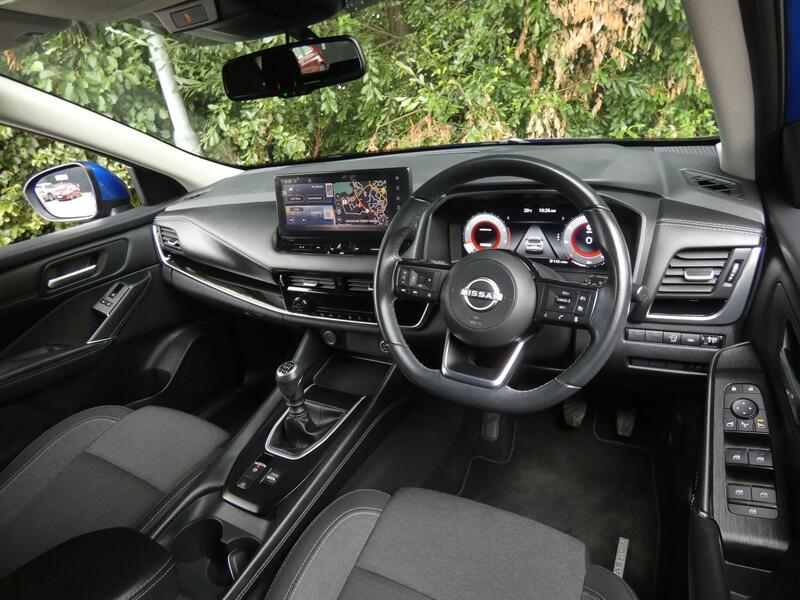 Nissan Qashqai view 2