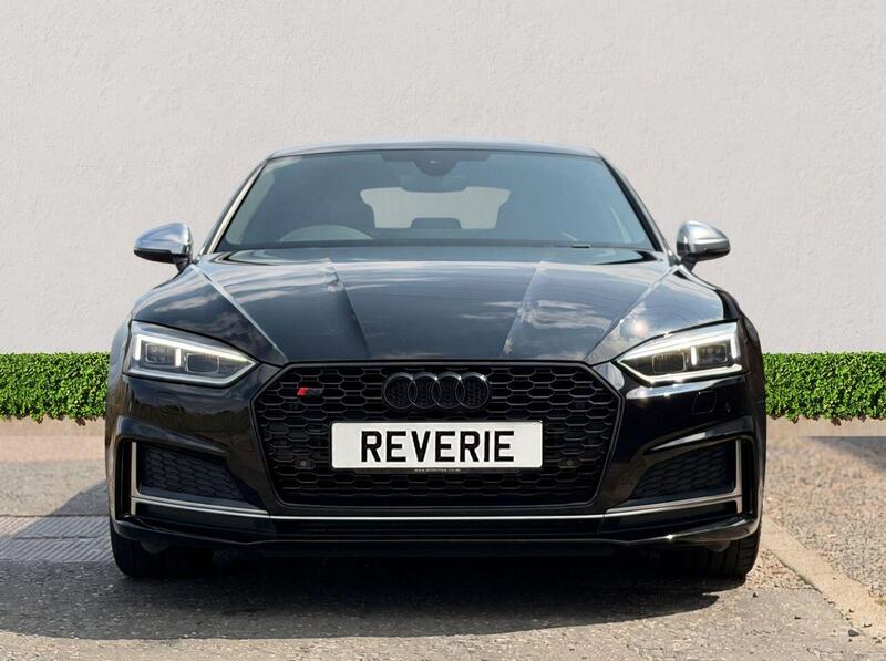 Audi Audi S5 view 2