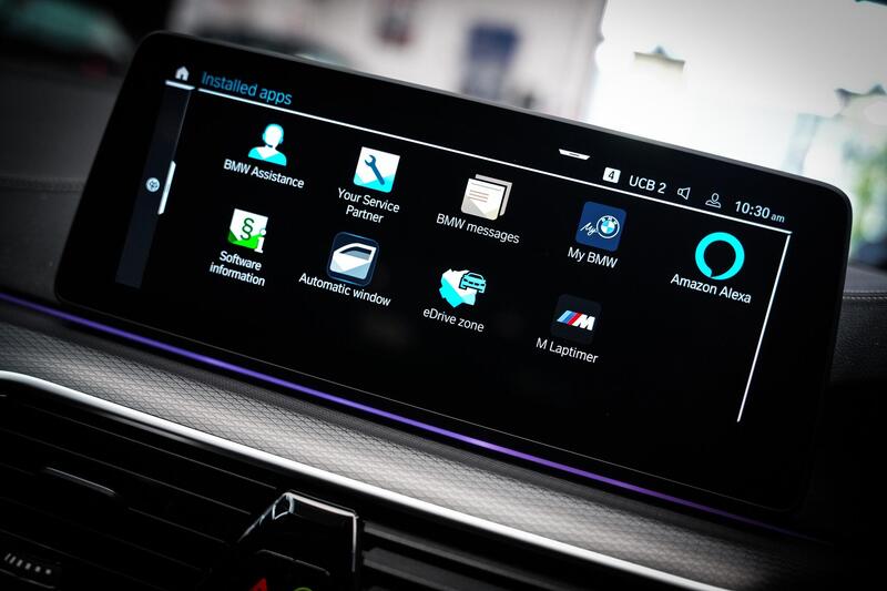 BMW 5 Series view 7