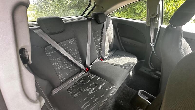 2015 Vauxhall Corsa — photo 11