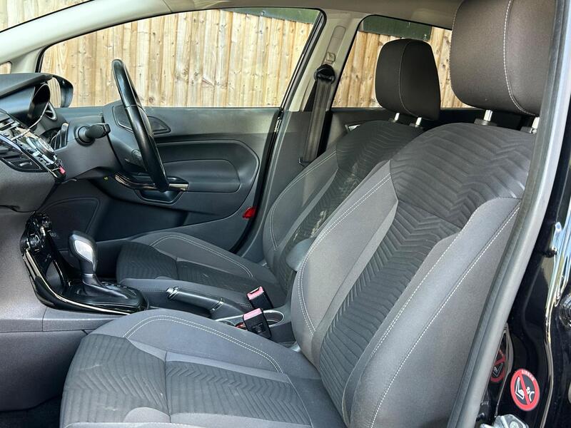 Ford Fiesta view 4